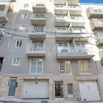 Elegant And Bright One Bedroom In Location Afre1-1 * Pietà