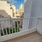 Апартаменты Elegant And Bright One Bedroom In Location Afre1-1
